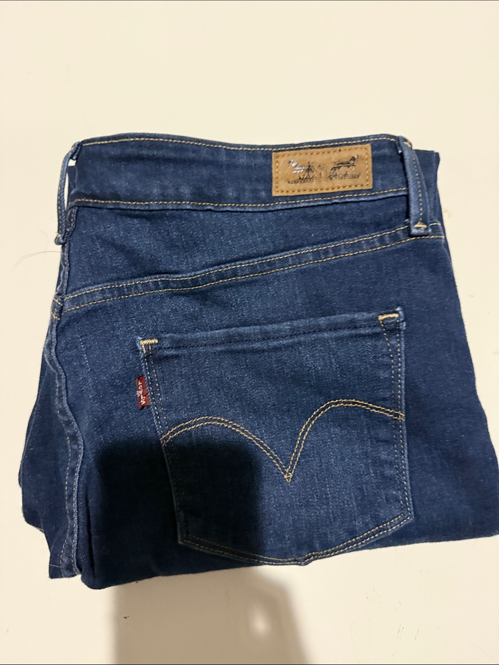 Levi's Blue Denim Jeans with Back Pocket Stitching